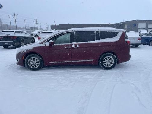 2020 Chrysler Pacifica Touring L
