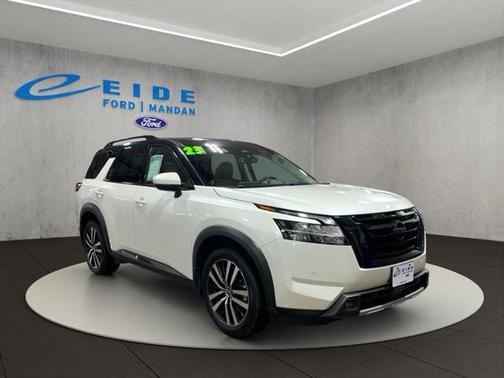 2023 Nissan Pathfinder Platinum 4WD