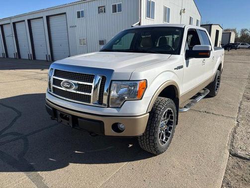 White 2011 Ford F-150 Lariat