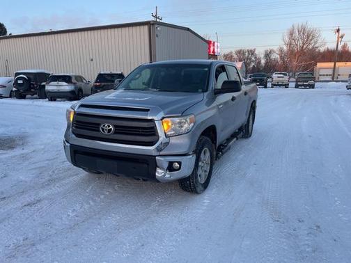 2014 Toyota Tundra SR5