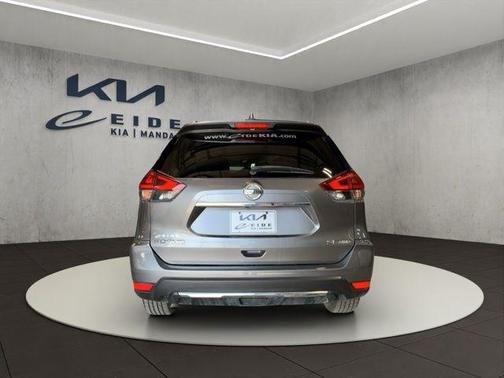 Gun Metallic 2018 Nissan Rogue SL