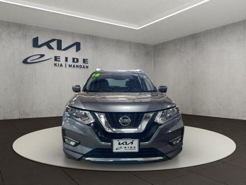 Gun Metallic 2018 Nissan Rogue SL