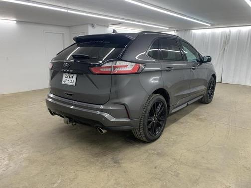 2021 Ford Edge ST Line