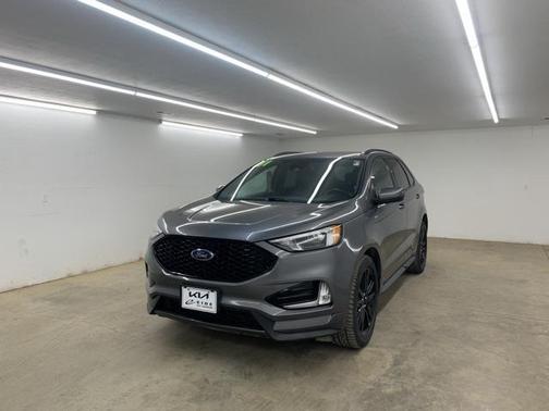 2021 Ford Edge ST Line