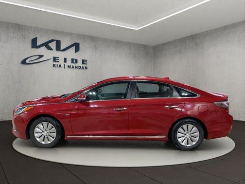2016 Hyundai SONATA Hybrid SE