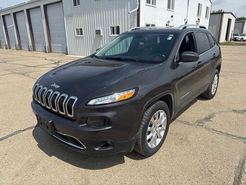 Granite Crystal Metallic Clearcoat 2015 Jeep Cherokee Limited