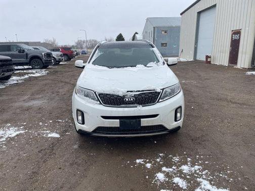 Snow White Pearl 2015 Kia Sorento SX
