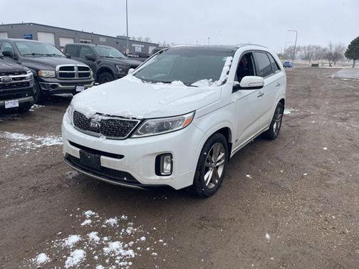 Snow White Pearl 2015 Kia Sorento SX