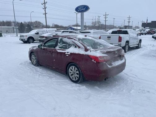 2016 Subaru Legacy Premium