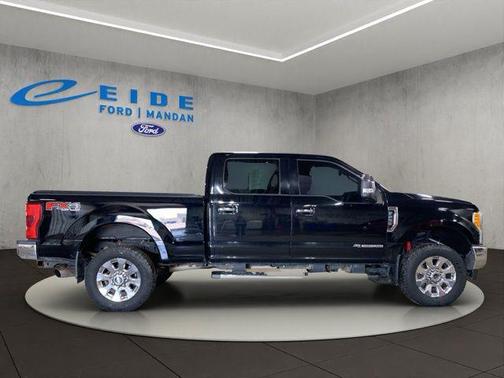 Shadow Black 2017 Ford F-250 Lariat