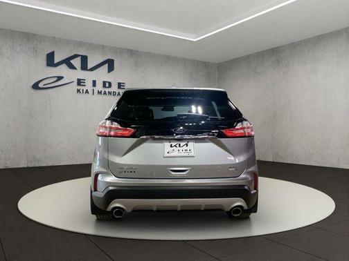 Iconic Silver Metallic 2020 Ford Edge SEL