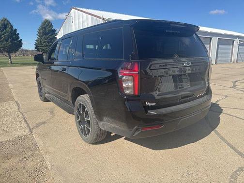 Black 2023 Chevrolet Suburban RST