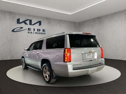2016 Chevrolet Suburban LT