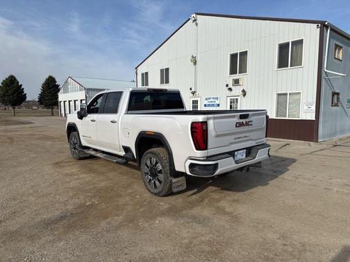 2024 GMC Sierra 2500 Denali