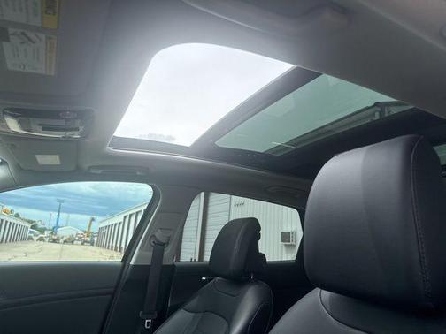 Dawning Red 2023 Kia Sportage SX-Prestige