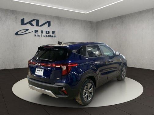 Dark Ocean Blue 2026 Kia Seltos LX