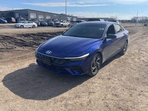 2025 Hyundai ELANTRA Sport