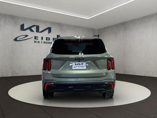 Jungle Green 2026 Kia Sorento SX