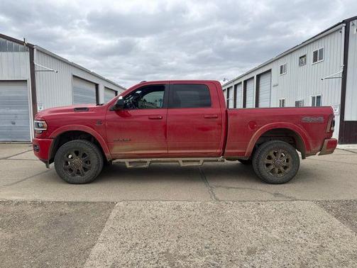 Flame Red Clearcoat 2021 RAM 2500 Laramie Crew Cab 4x4 6'4' Box