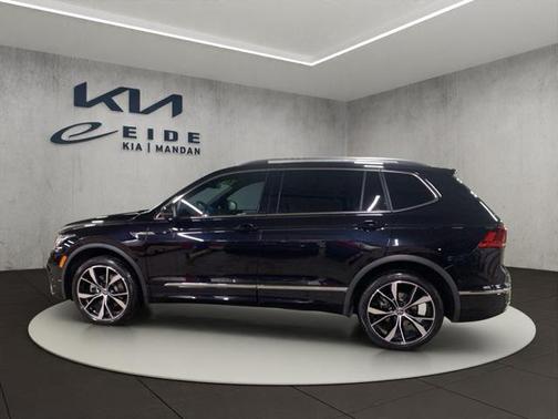 2022 Volkswagen Tiguan 2.0T SEL R-Line 4MOTION