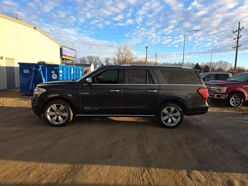 2022 Ford Expedition Max Platinum