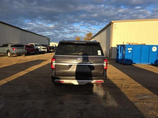 2022 Ford Expedition Max Platinum