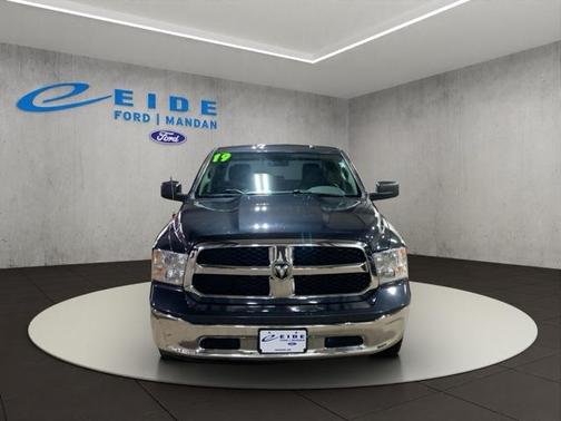 2019 RAM 1500 SLT