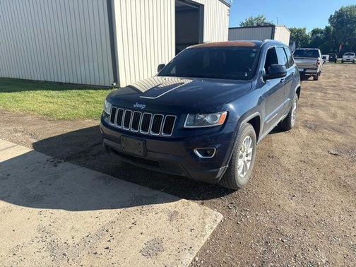 True Blue Pearlcoat 2014 Jeep Grand Cherokee Laredo