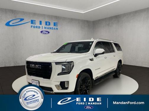 2022 GMC Yukon XL SLT