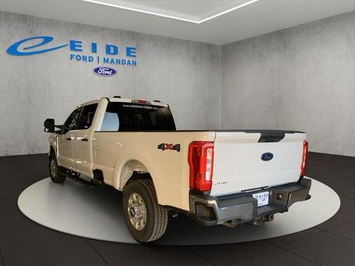 White 2024 Ford F-250 XLT