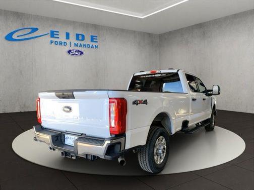 White 2024 Ford F-250 XLT