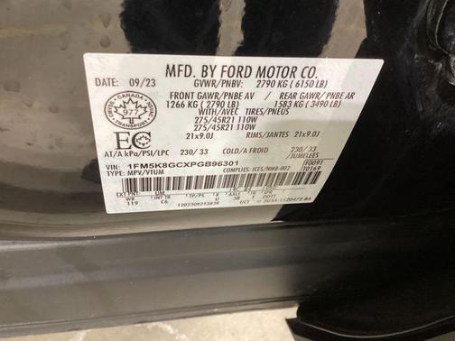 Agate Black Metallic 2023 Ford Explorer ST