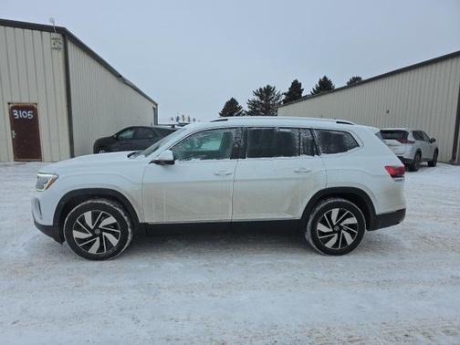 2024 Volkswagen Atlas 2.0T SEL