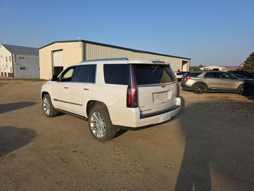 2016 Cadillac Escalade Platinum