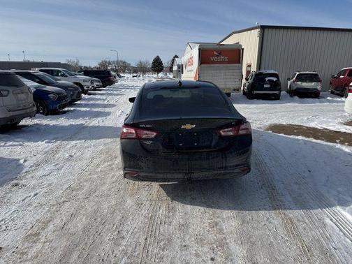 2021 Chevrolet Malibu FWD LT
