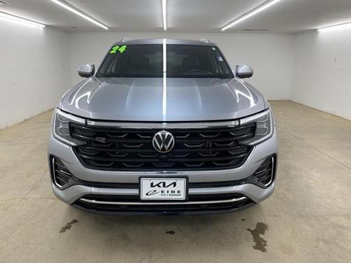 2024 Volkswagen Atlas Cross Sport 2.0T SEL Premium
