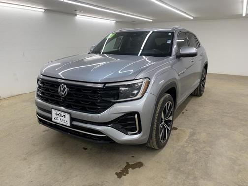 2024 Volkswagen Atlas Cross Sport 2.0T SEL Premium