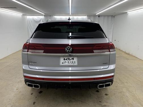 2024 Volkswagen Atlas Cross Sport 2.0T SEL Premium
