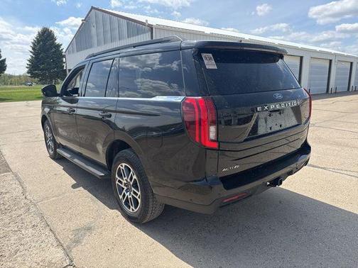 Black Metallic 2025 Ford Expedition Active