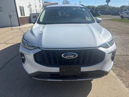 Space Silver Metallic 2025 Ford Escape Platinum
