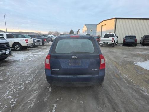 2008 Kia Rondo LX V6