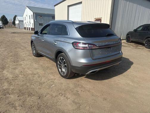 Silver Radiance 2021 Lincoln Nautilus Reserve