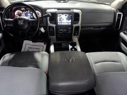 Bright White Clearcoat 2014 RAM 3500 Big Horn