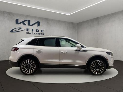 2023 Lincoln Nautilus Black Label