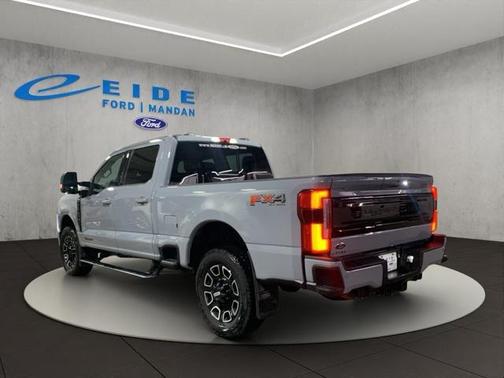 2025 Ford F-250 Platinum
