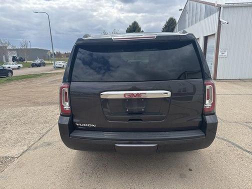 Iridium Metallic 2018 GMC Yukon Denali