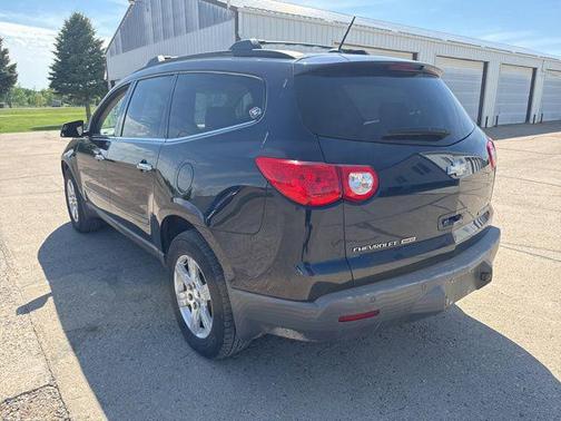 Dark Blue Metallic 2009 Chevrolet Traverse LT