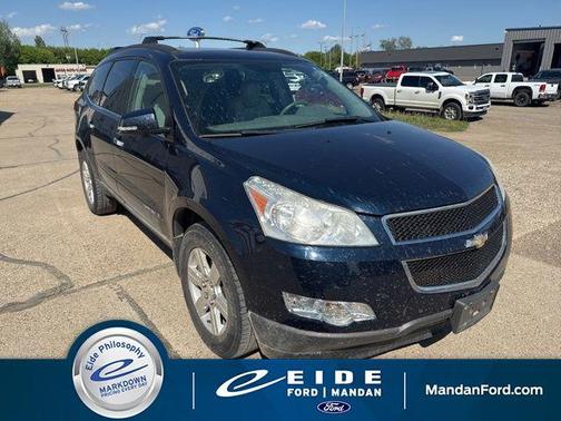 Dark Blue Metallic 2009 Chevrolet Traverse LT