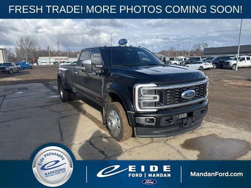 Agate Black Metallic 2025 Ford F-450 Platinum