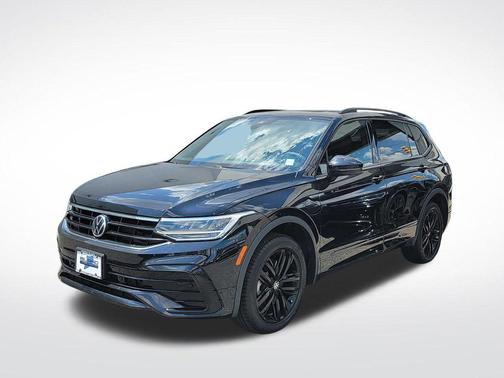 2022 Volkswagen Tiguan 2.0T SE R-Line Black